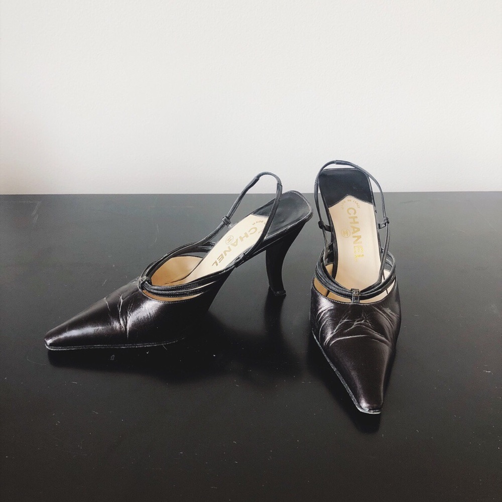 Vintage Chanel slingback heels